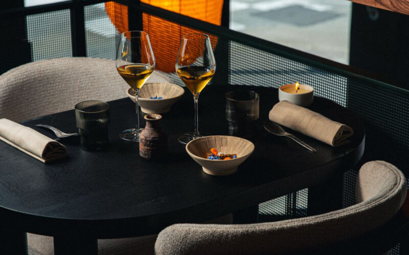 Saba restaurant sur Annecy, site wordpress avec thème sur mesure